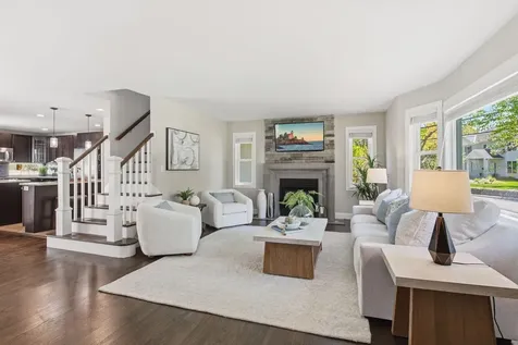 4850 W 64th Street Edina MN 55435