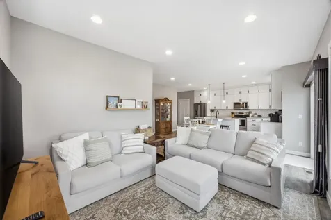 7252 26th Street S Fargo ND 58104