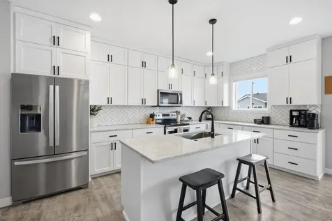 7252 26th Street S Fargo ND 58104