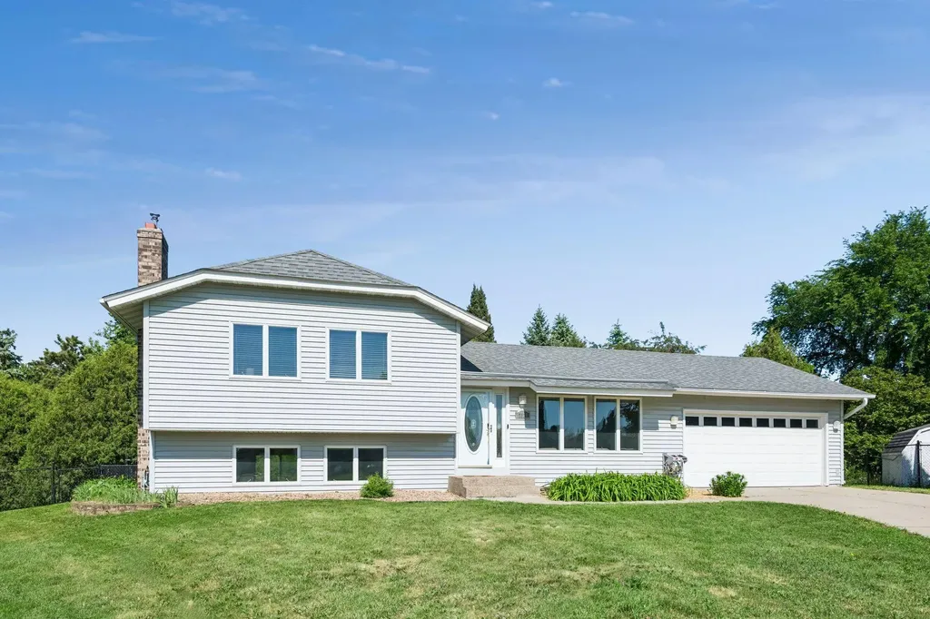 7920 W 107th Street Circle Bloomington MN 55438