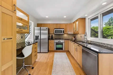 7920 W 107th Street Circle Bloomington MN 55438