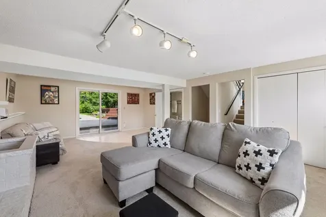 7920 W 107th Street Circle Bloomington MN 55438