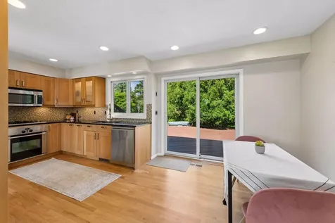 7920 W 107th Street Circle Bloomington MN 55438