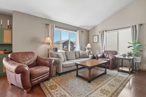 947 30th Avenue W West Fargo ND 58078