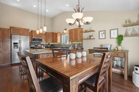 947 30th Avenue W West Fargo ND 58078