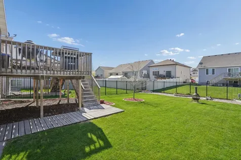 947 30th Avenue W West Fargo ND 58078