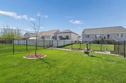 947 30th Avenue W West Fargo ND 58078
