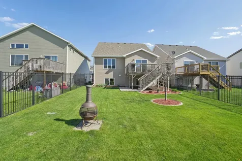 947 30th Avenue W West Fargo ND 58078