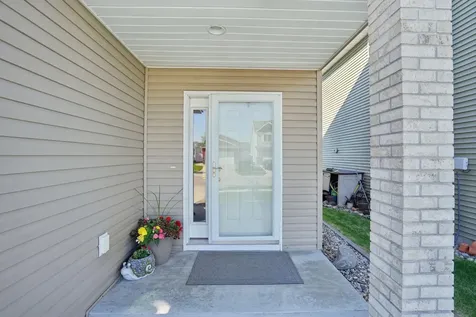 947 30th Avenue W West Fargo ND 58078