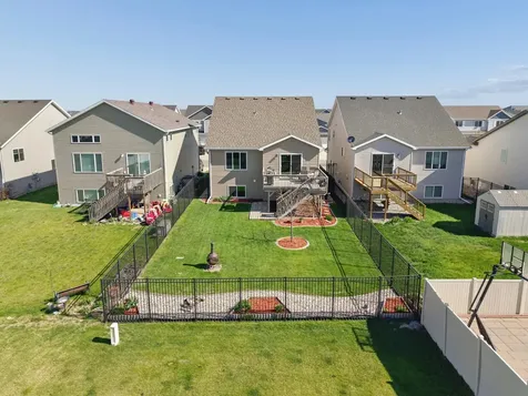 947 30th Avenue W West Fargo ND 58078