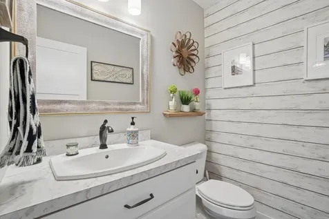 2402 N Pond Drive E West Fargo ND 58078