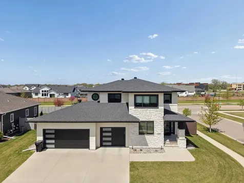 2402 N Pond Drive E West Fargo ND 58078
