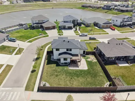 2402 N Pond Drive E West Fargo ND 58078