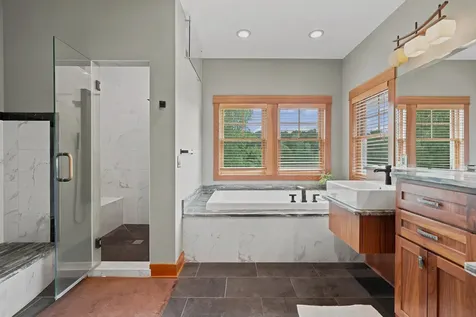 10721 Watersedge Lane Woodbury MN 55129