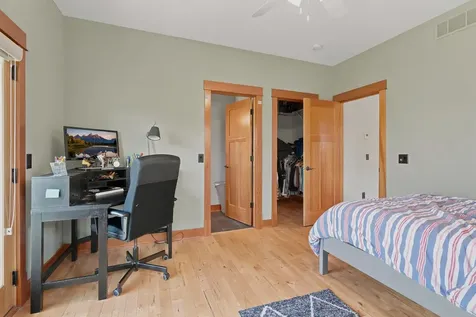 10721 Watersedge Lane Woodbury MN 55129