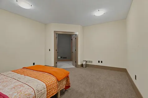 10721 Watersedge Lane Woodbury MN 55129
