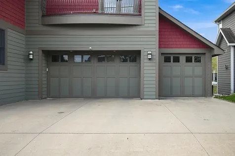 10721 Watersedge Lane Woodbury MN 55129