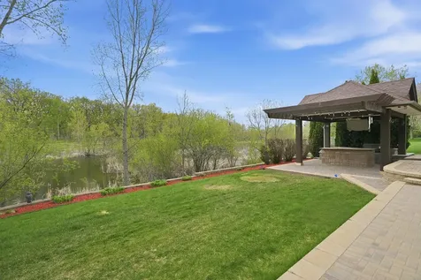 10721 Watersedge Lane Woodbury MN 55129