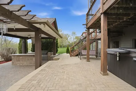 10721 Watersedge Lane Woodbury MN 55129