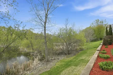 10721 Watersedge Lane Woodbury MN 55129