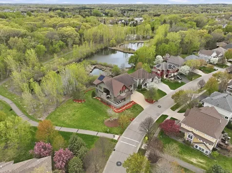 10721 Watersedge Lane Woodbury MN 55129