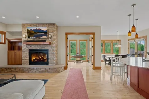 10721 Watersedge Lane Woodbury MN 55129