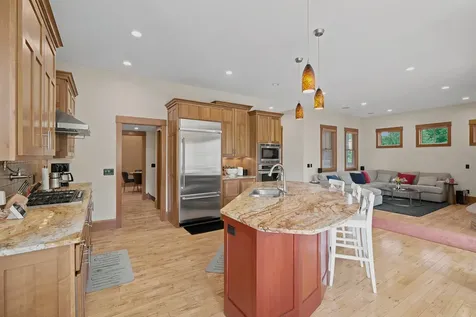 10721 Watersedge Lane Woodbury MN 55129