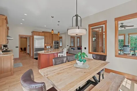 10721 Watersedge Lane Woodbury MN 55129