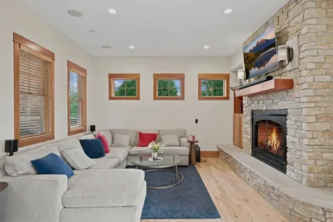 10721 Watersedge Lane Woodbury MN 55129