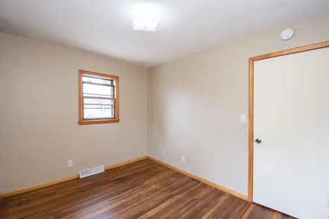 1409-1411 9th Avenue S Moorhead MN 56560