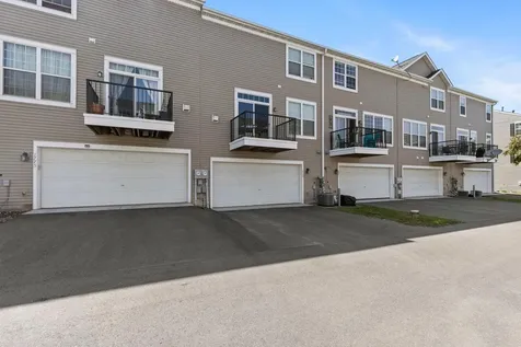 1773 Grove Drive Shakopee MN 55379