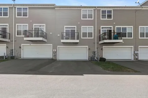 1773 Grove Drive Shakopee MN 55379