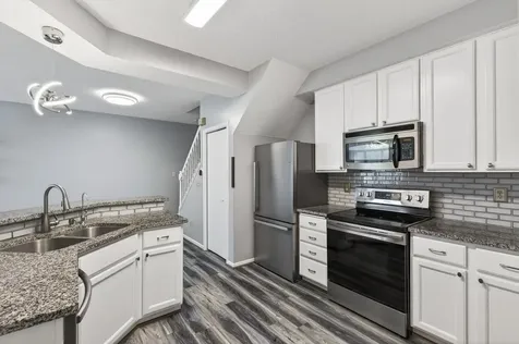 4255 Merrimac Lane N Plymouth MN 55446