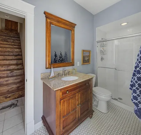 4202 Heathcote Road Deephaven MN 55391