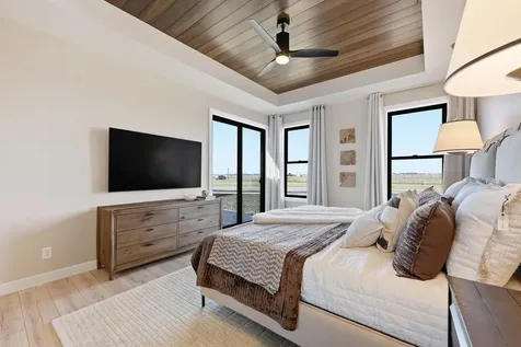 6440 Sun Valley Boulevard Horace ND 58047