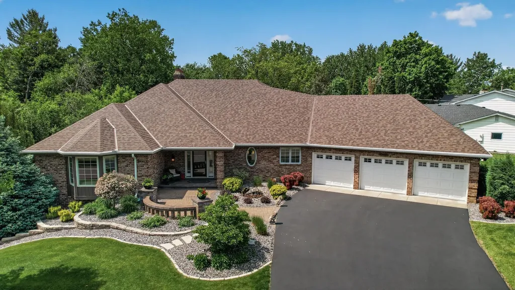12400 Huntingdon Lane Minnetonka MN 55305