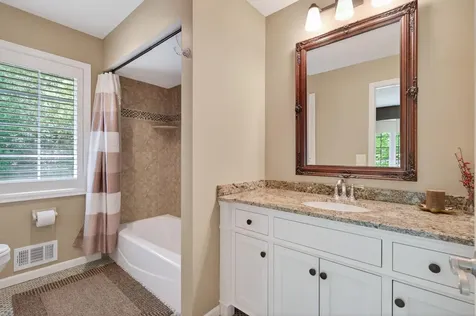 12400 Huntingdon Lane Minnetonka MN 55305