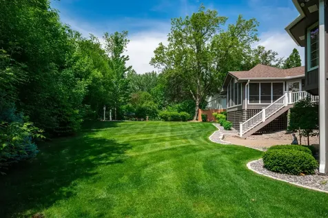 12400 Huntingdon Lane Minnetonka MN 55305