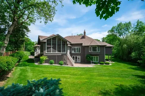 12400 Huntingdon Lane Minnetonka MN 55305
