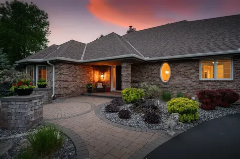 12400 Huntingdon Lane Minnetonka MN 55305