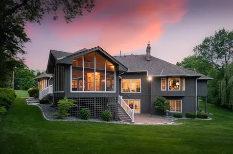 12400 Huntingdon Lane Minnetonka MN 55305