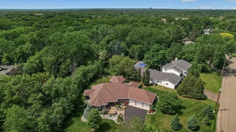 12400 Huntingdon Lane Minnetonka MN 55305