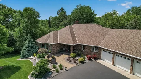 12400 Huntingdon Lane Minnetonka MN 55305