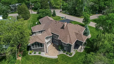 12400 Huntingdon Lane Minnetonka MN 55305
