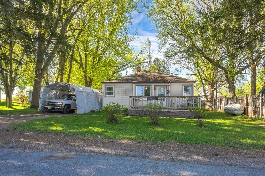2703 157 Avenue Glenwood City WI 54013