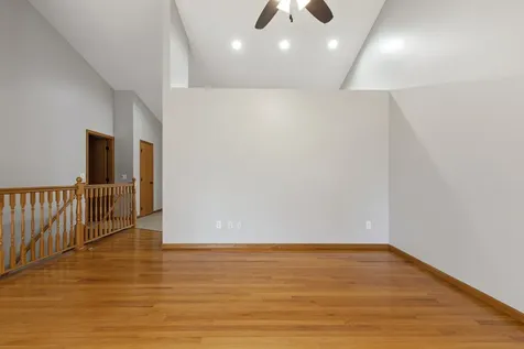 4 Egret Lane Elysian MN 56028