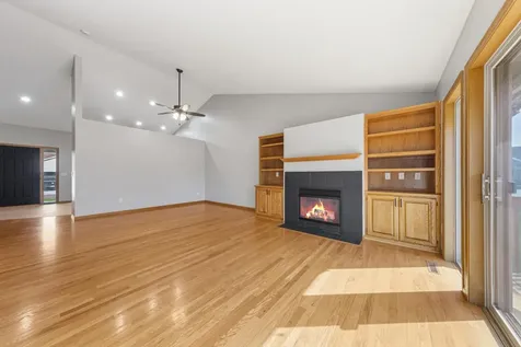 4 Egret Lane Elysian MN 56028
