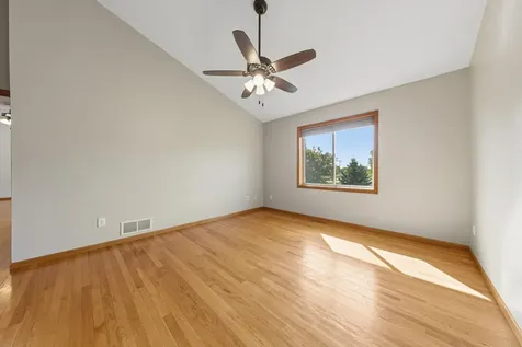 4 Egret Lane Elysian MN 56028