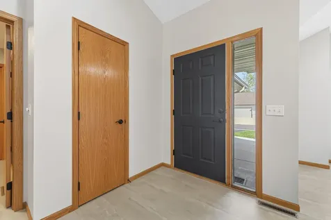 4 Egret Lane Elysian MN 56028