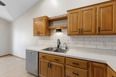 4 Egret Lane Elysian MN 56028